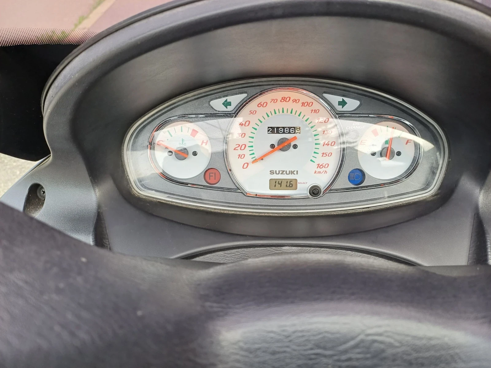 Suzuki Burgman 200 i - изображение 6