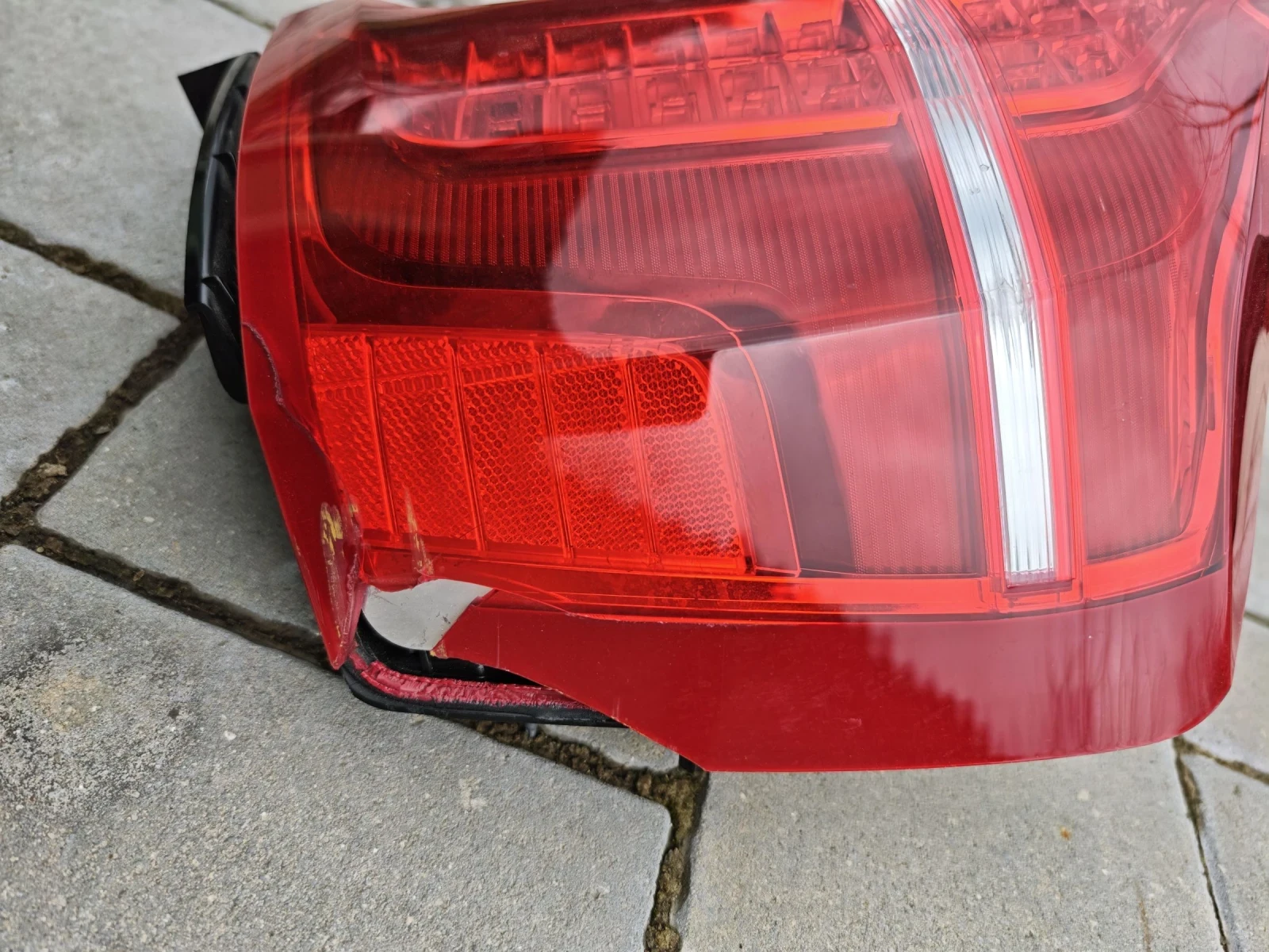 Десен стоп за Volvo XC90, снимка 3 - Части - 53963954