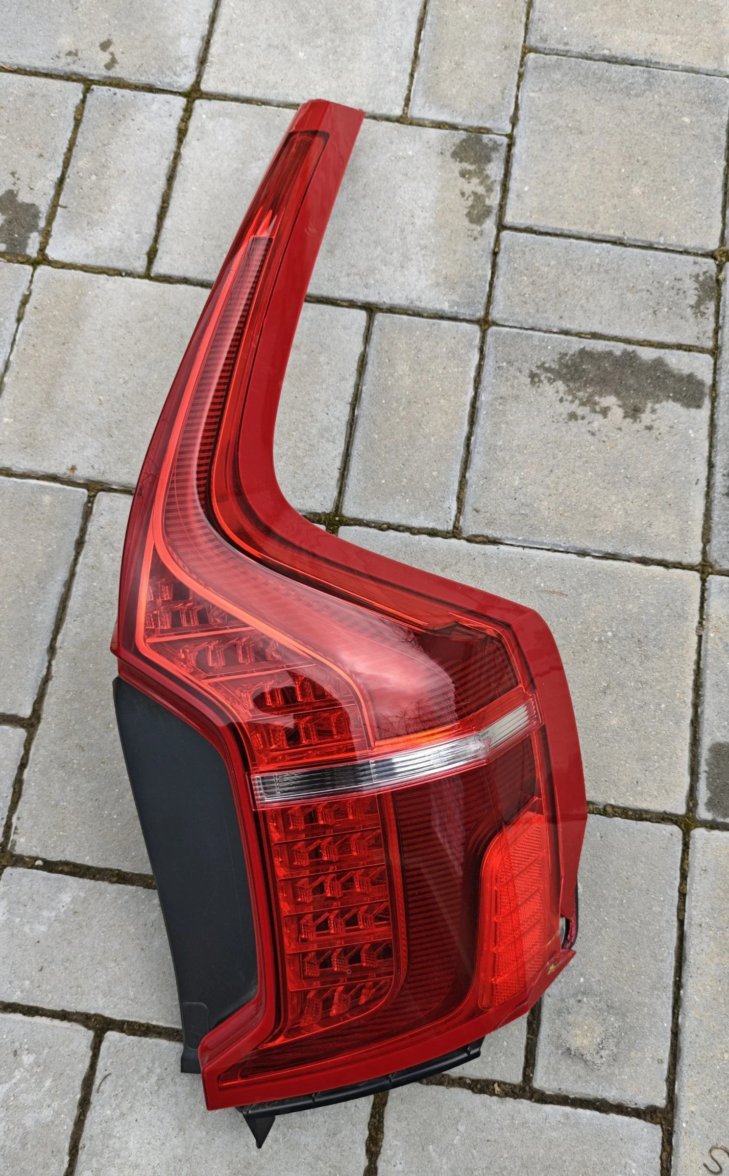 Десен стоп за Volvo XC90