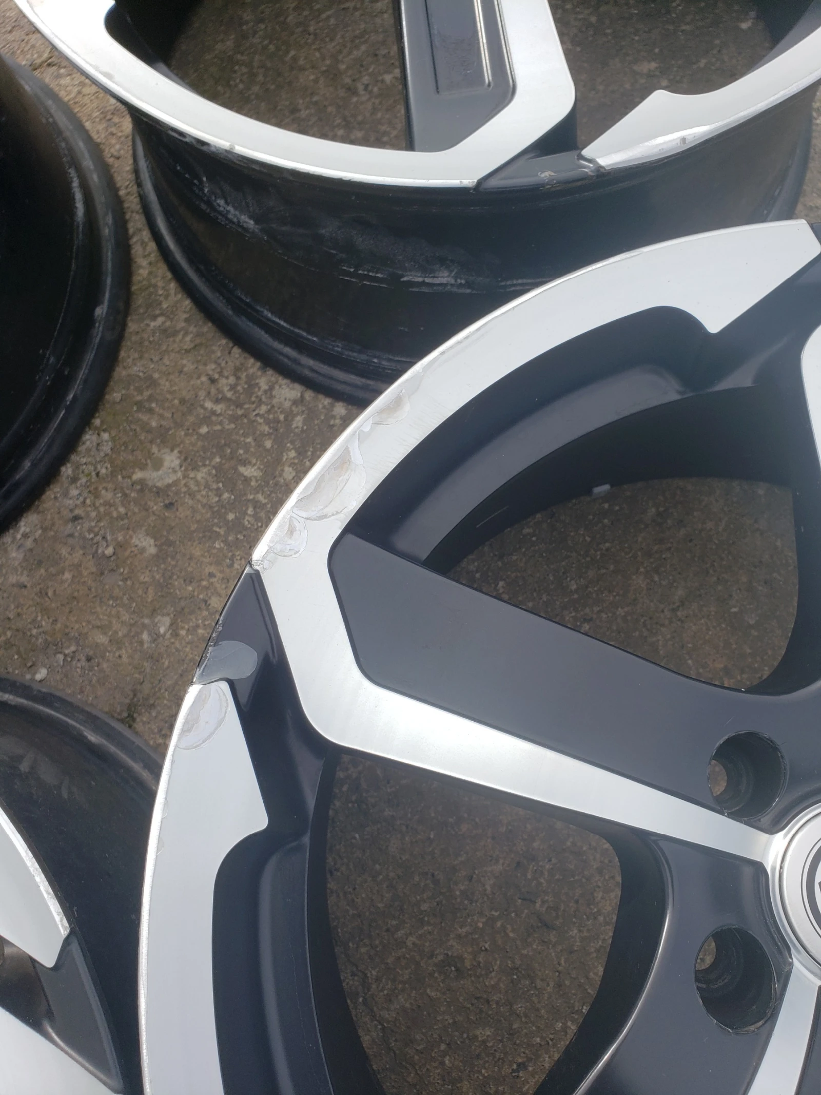 ������ | Mobile.bg � ����������� 9