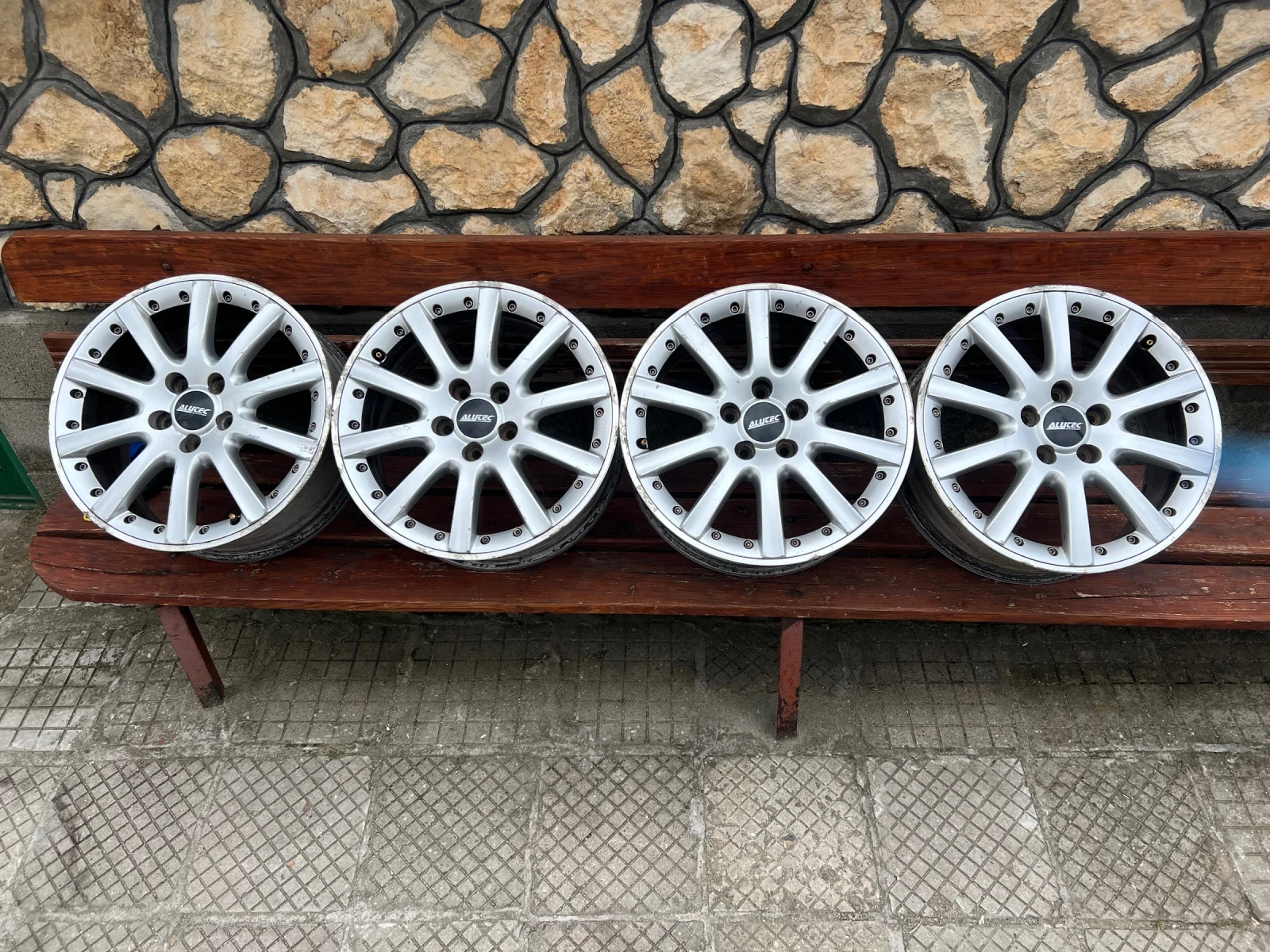 ������ | Mobile.bg � ����������� 4