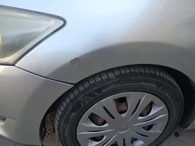 Toyota Auris 1.6, 124 к.с. Газов инжекцион, снимка 12