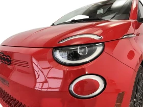 ����� �� �������� �� Fiat 500e Android Auto/���������/������