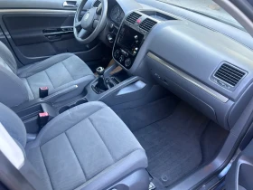 VW Golf - 4444 € - 98837412 7