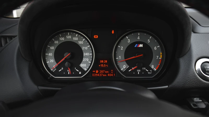 BMW 1M Coupe, снимка 13 - Автомобили и джипове - 47705131