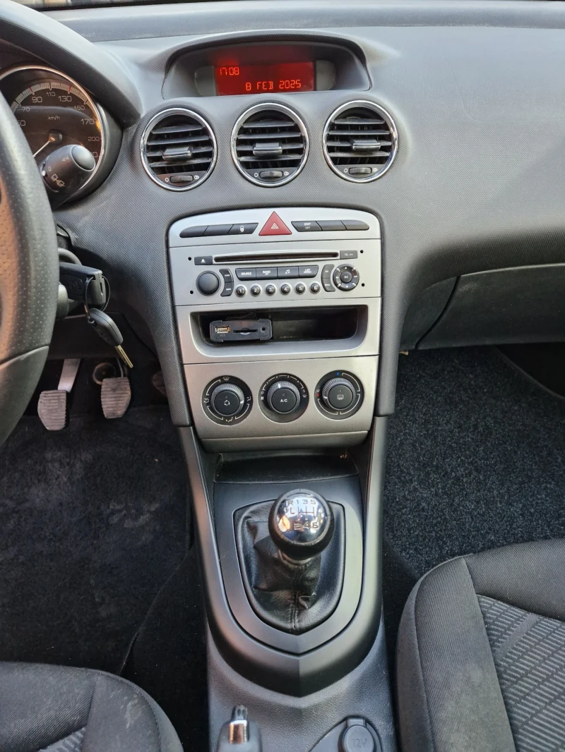 Peugeot 308 1.6HDI, 109к.с, SW, Евро 4, шест скорости , снимка 11 - Автомобили и джипове - 49026865