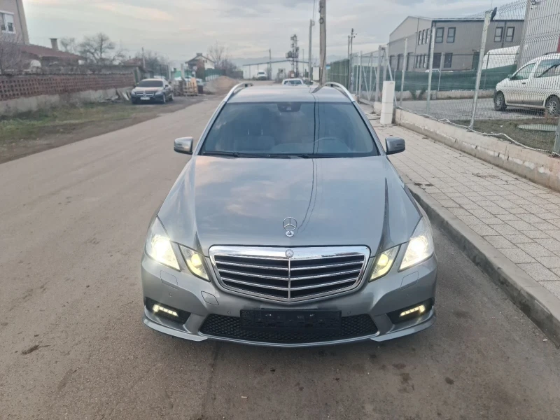 Mercedes-Benz E 350 4-MATIC AMG-paket БЕНЗИНОВ, снимка 8 - Автомобили и джипове - 51352646