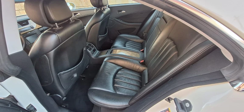 Mercedes-Benz CLS 320 CLS 320CDI, снимка 7 - Автомобили и джипове - 49986078