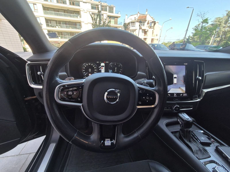 Volvo V90 D4 R-Design, снимка 9 - Автомобили и джипове - 52544174