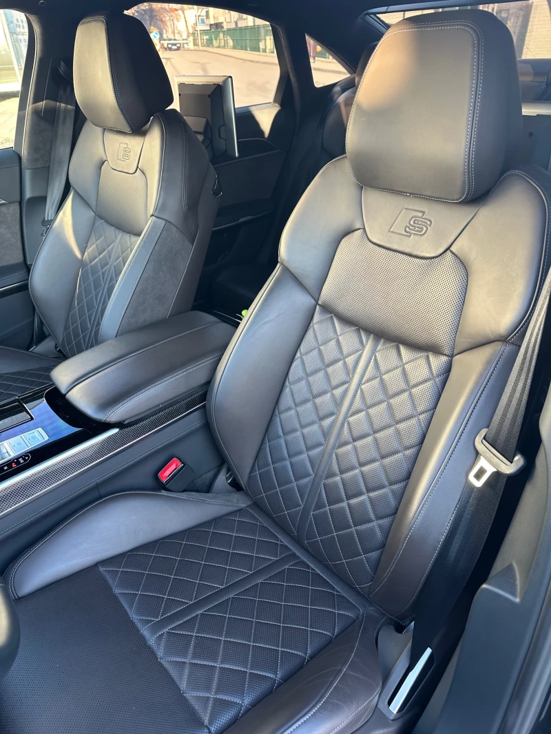 Audi S8 4.0 TFSI CARBON , снимка 10 - Автомобили и джипове - 52372439