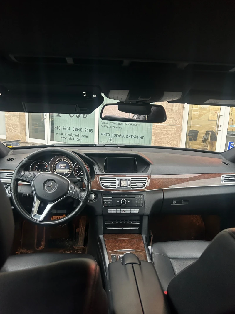 Mercedes-Benz E 350 V6 4matic, снимка 4 - Автомобили и джипове - 52457205