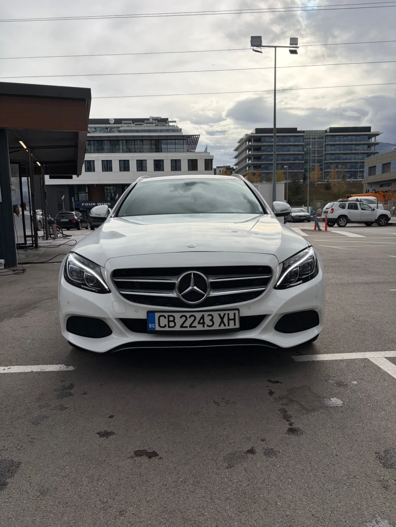 Mercedes-Benz C 220, снимка 2 - Автомобили и джипове - 52551439