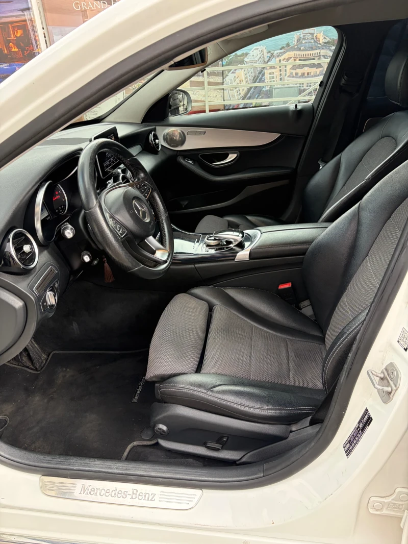 Mercedes-Benz C 220, снимка 16 - Автомобили и джипове - 52551439