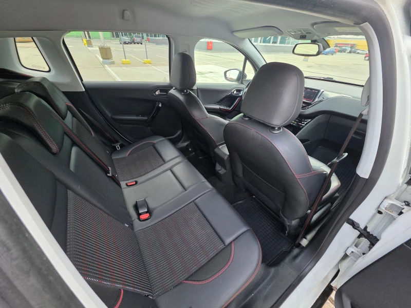 Peugeot 2008 GT Line-1.2-Pure Tech-110hp- faceift, снимка 15 - Автомобили и джипове - 52596103