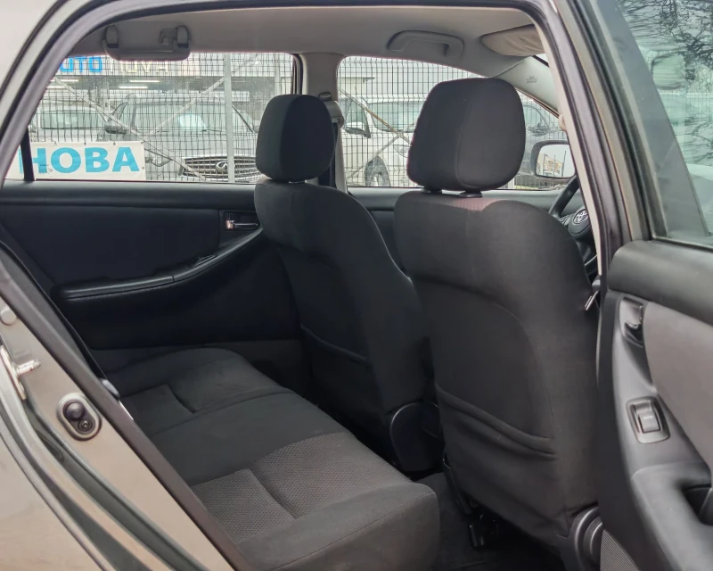 Toyota Corolla 1.4 90 К.С. ДИЗЕЛ! МНОГО ЗАПАЗЕНА! , снимка 13 - Автомобили и джипове - 52707174