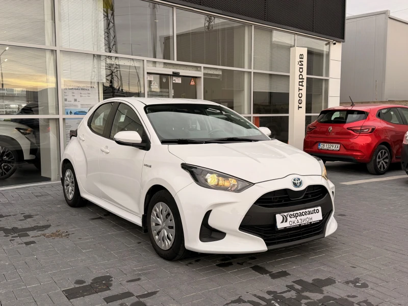 Toyota Yaris 1.5 Hybrid / 115 к.c.  / automat /, снимка 3 - Автомобили и джипове - 53110184
