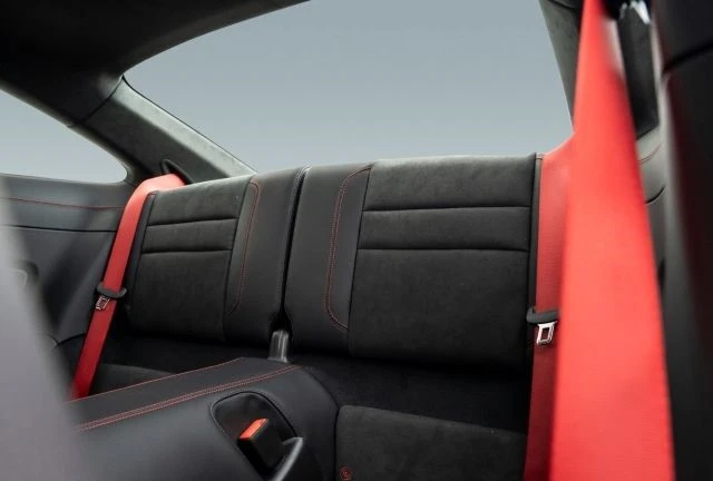 Porsche 911 992.2 CARRERA 4 GTS/FACELIFT/CARBON/SPORT DE/BOSE/ - 181780 EUR - 77560353 | Car24.bg