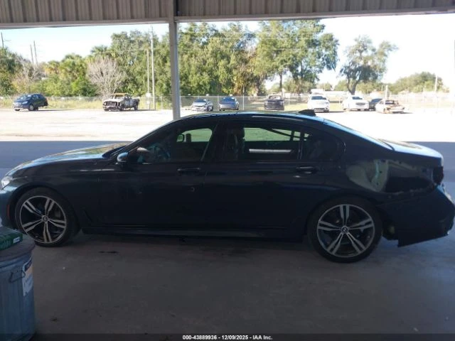 BMW 750  - изображение 7