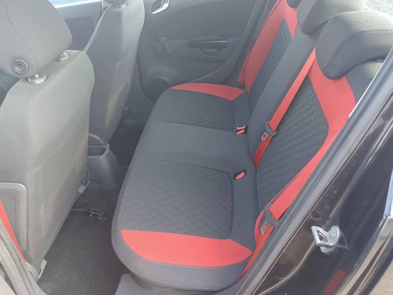 Opel Corsa 1.6 16v Turbo GSi 6ск.Швейцария | Mobile.bg — изображение 13