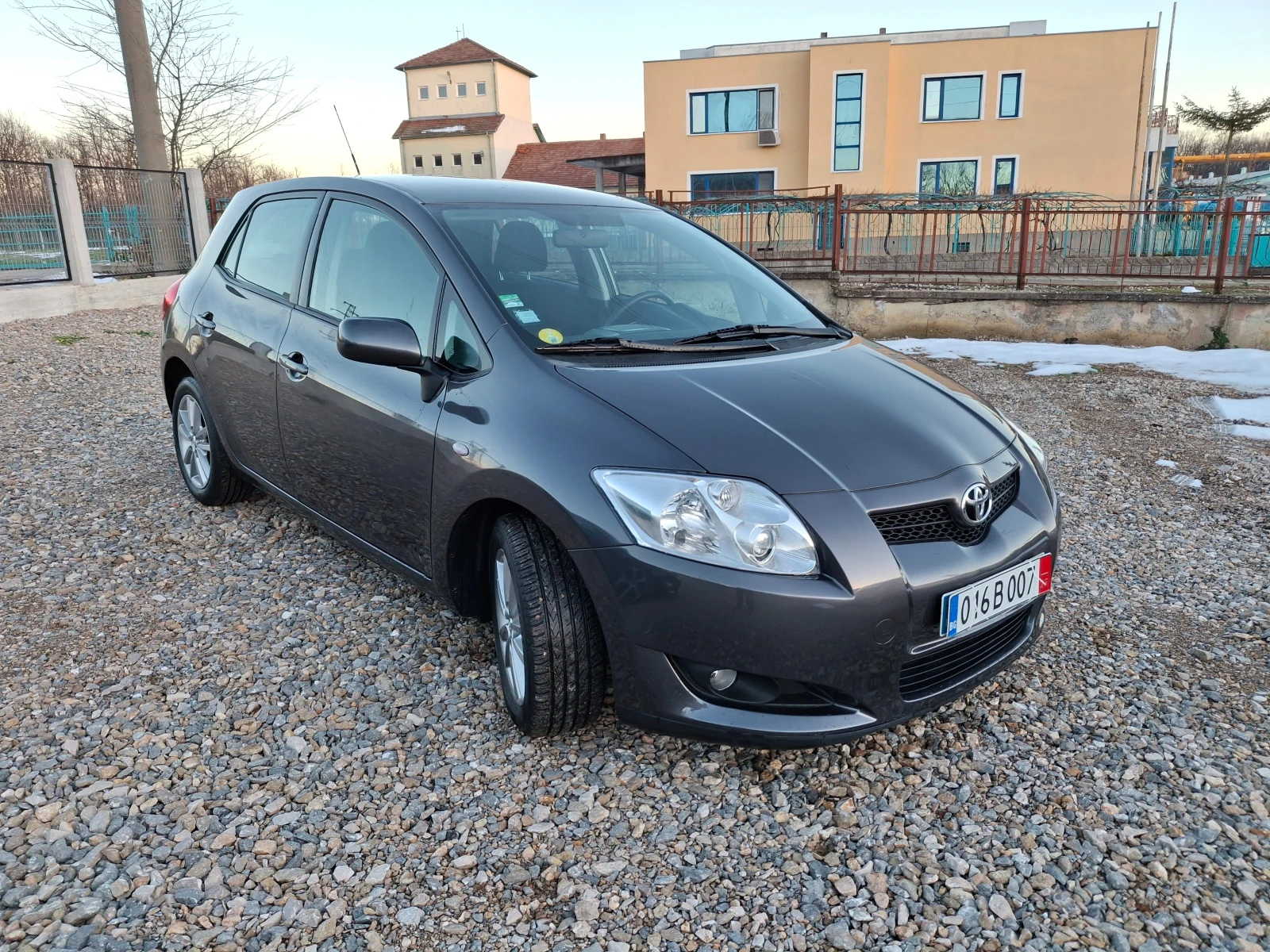 Toyota Auris 2.0  - [1] 