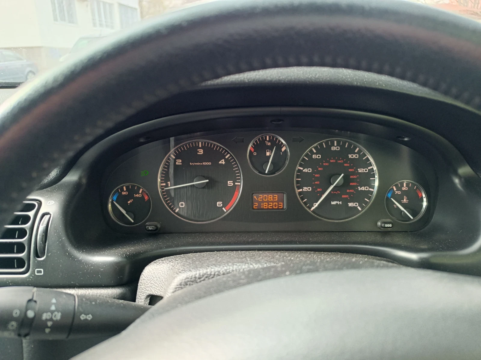 Peugeot 406 2.0 HDI 90 к.с. Фейслифт - изображение 8