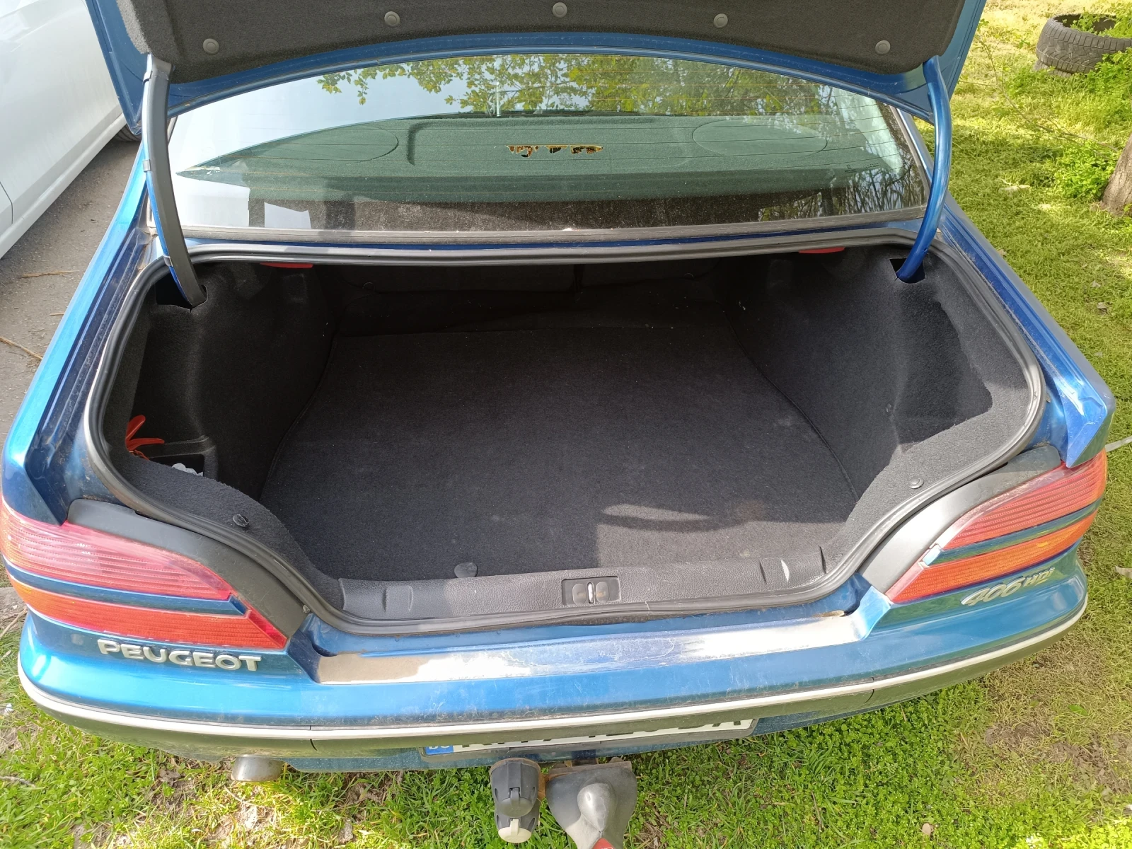 Peugeot 406 2.0 HDI 90 к.с. Фейслифт - изображение 10