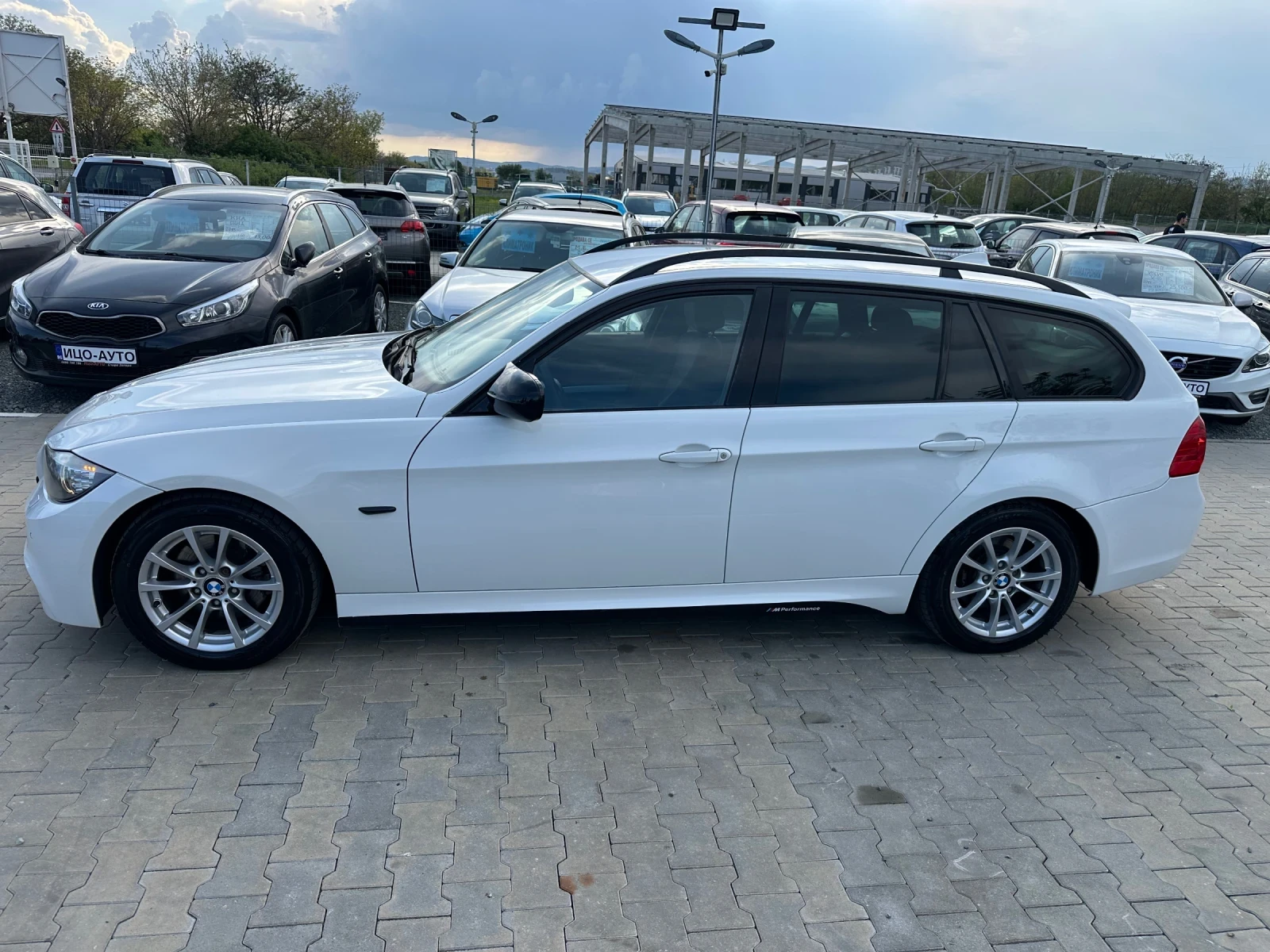 BMW 320 М-Пакет 6 скорости Рекаро  Подгрев Нави  - изображение 3