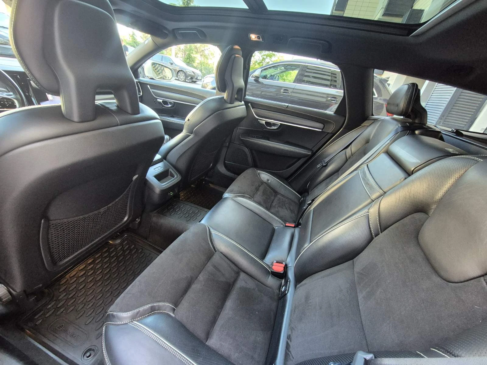 Volvo V90 D4 R-Design - изображение 9