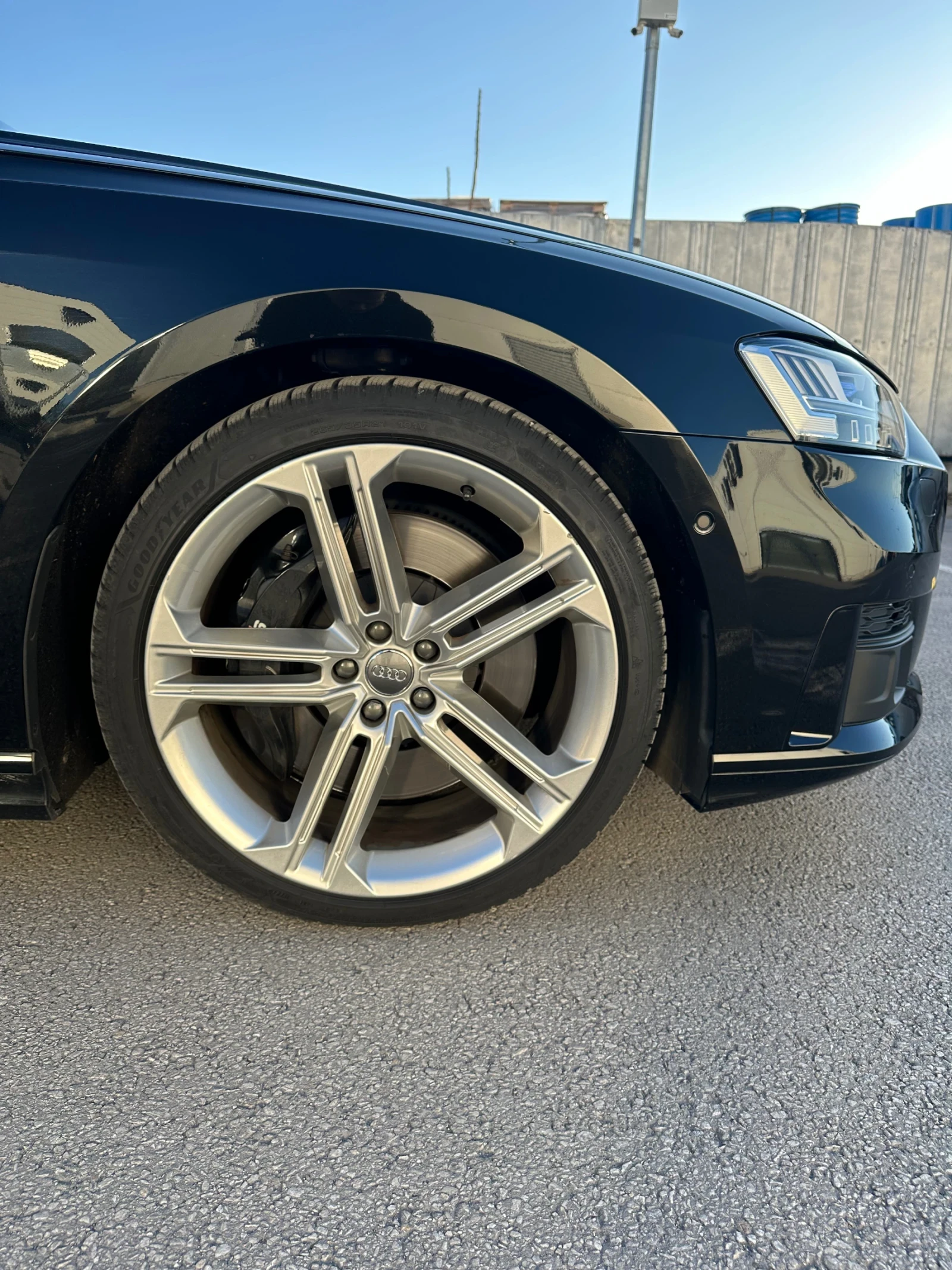 Audi S8 4.0 TFSI CARBON  - изображение 8