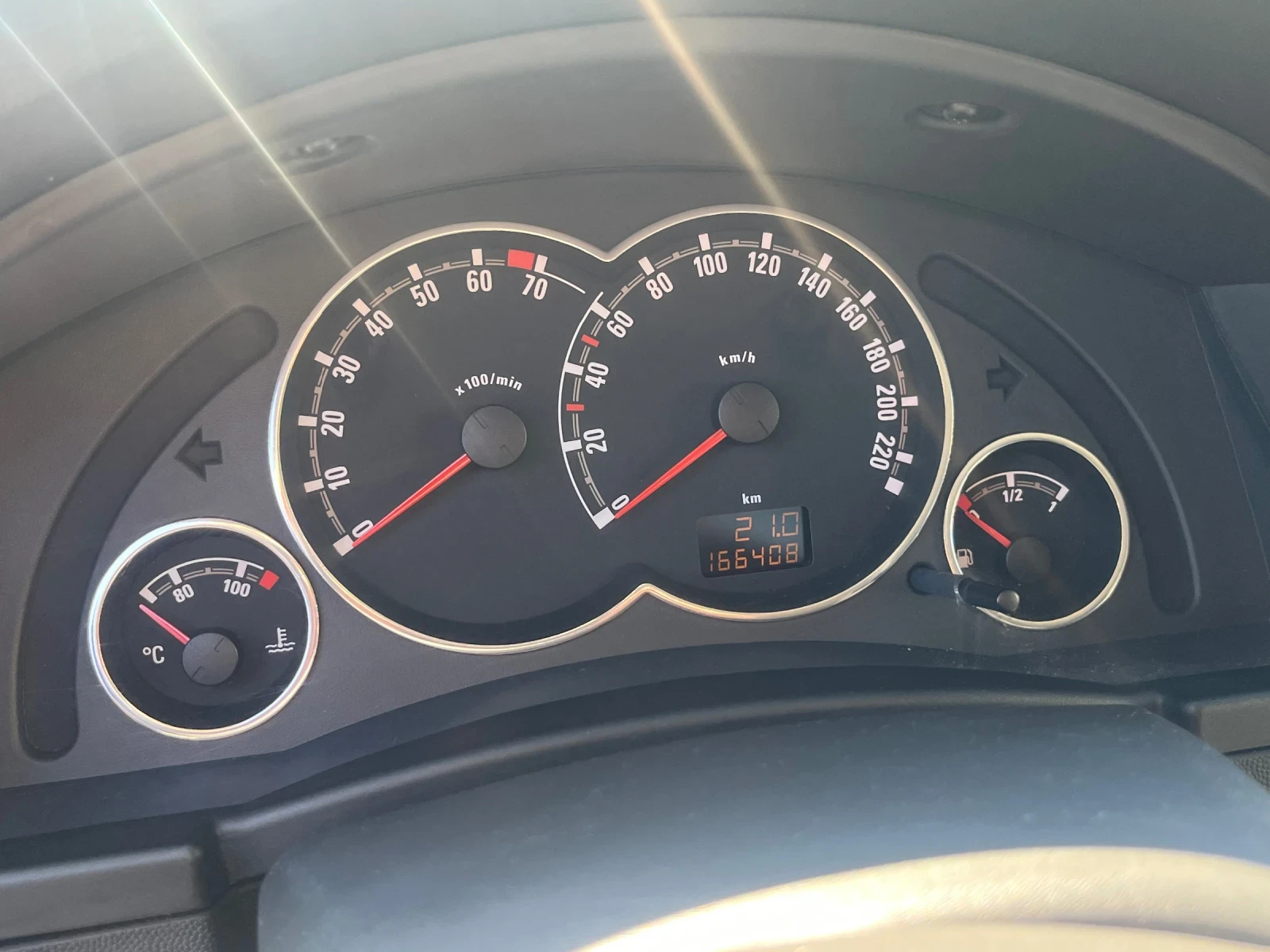 Opel Meriva 1.8  16V + LPG / Gas - изображение 7