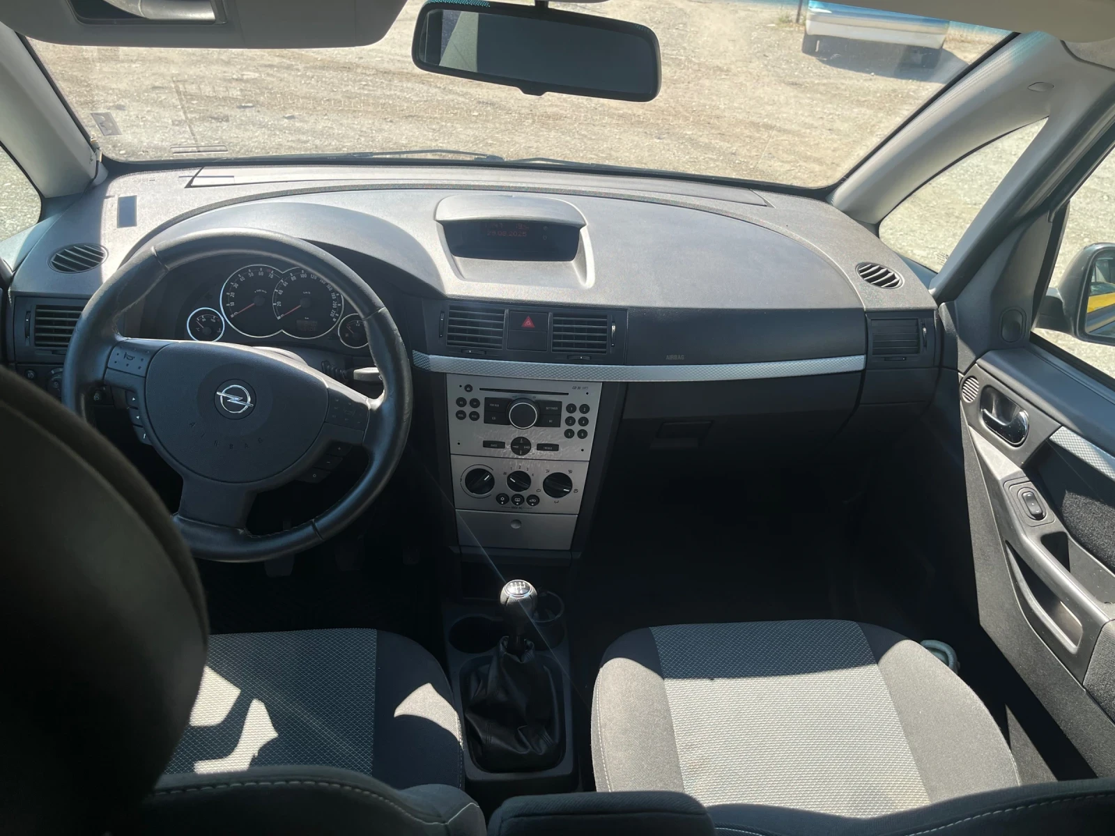 Opel Meriva 1.8  16V + LPG / Gas - изображение 9