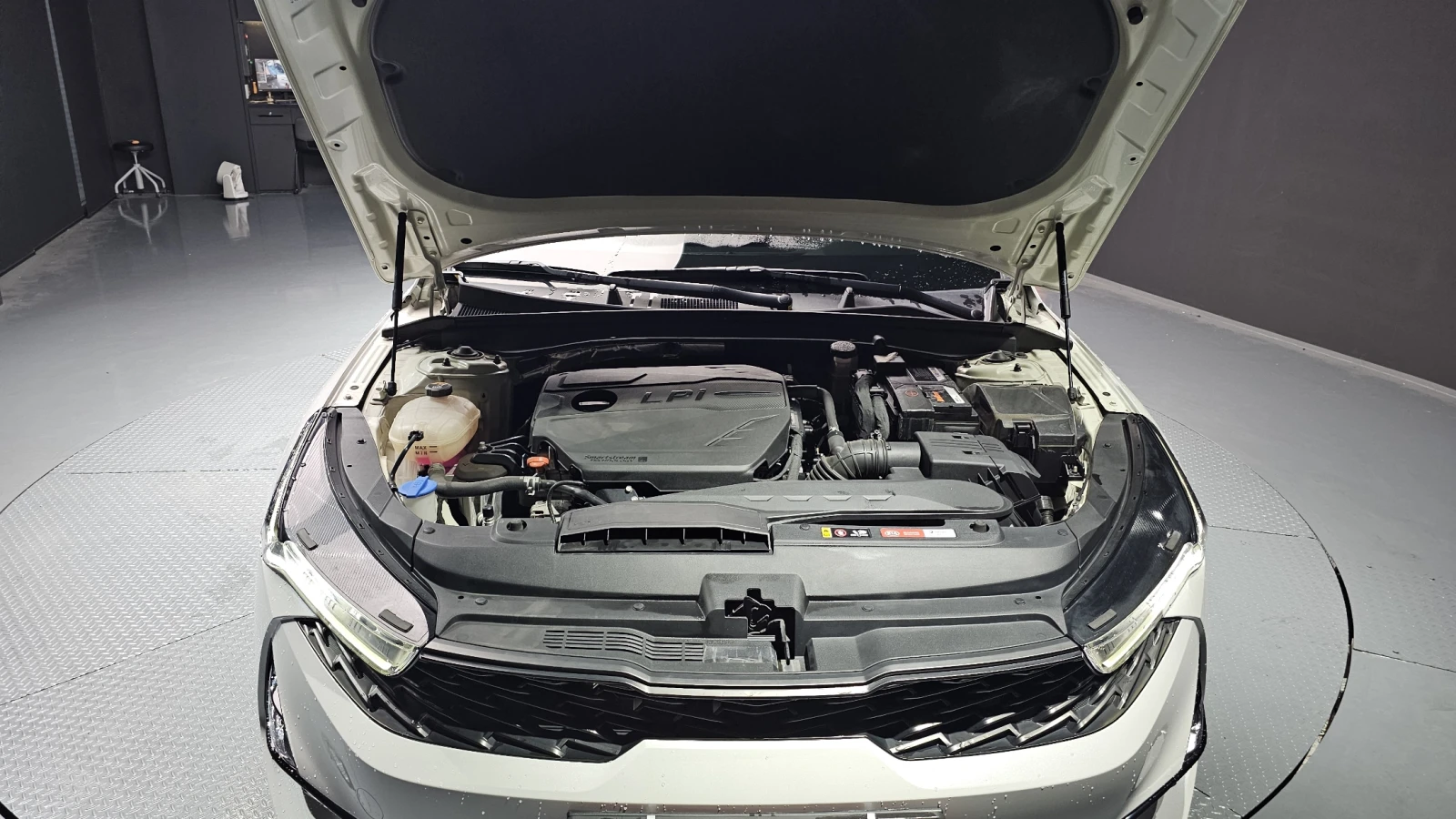 Kia K5 2.0LPI STANDARD | Mobile.bg   6