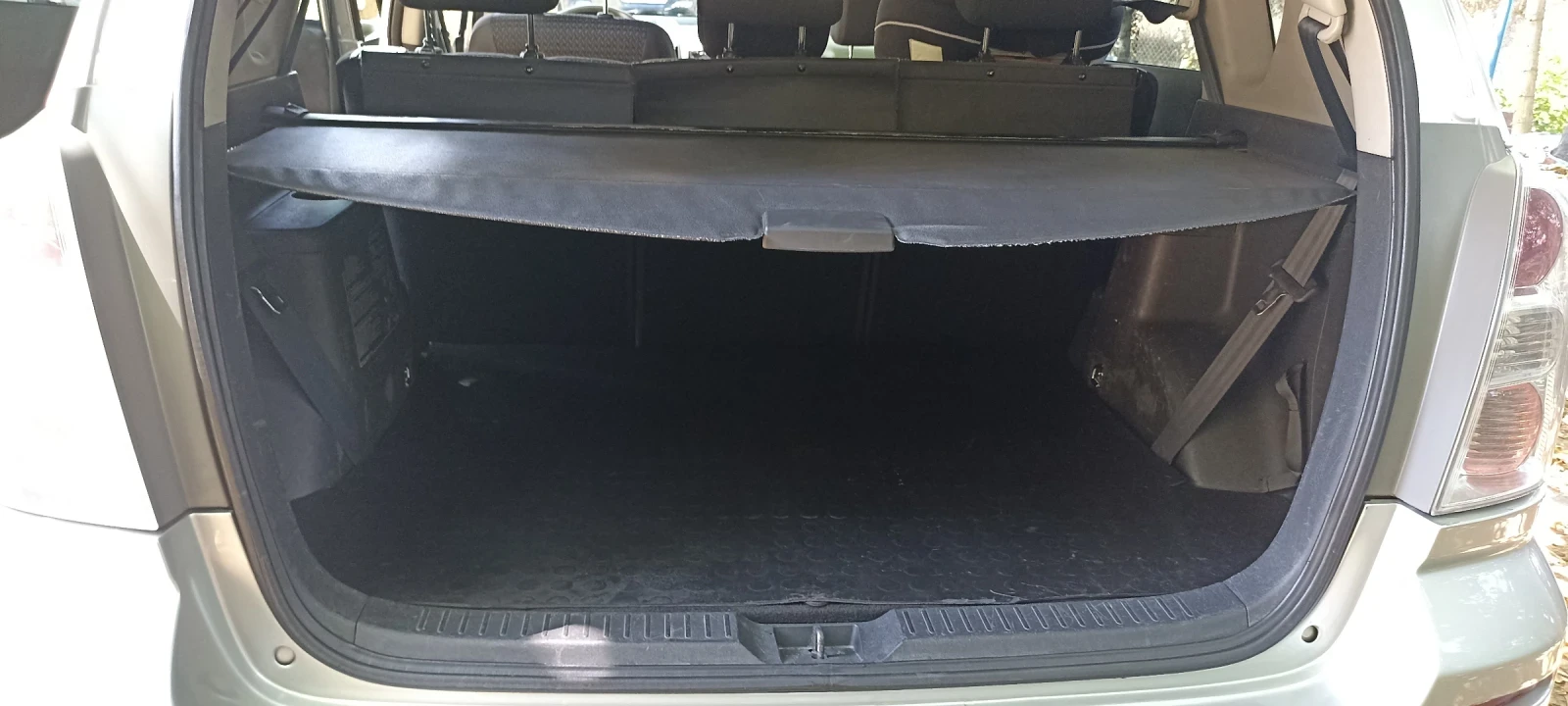 Toyota Corolla verso ��� | Mobile.bg � ����������� 8