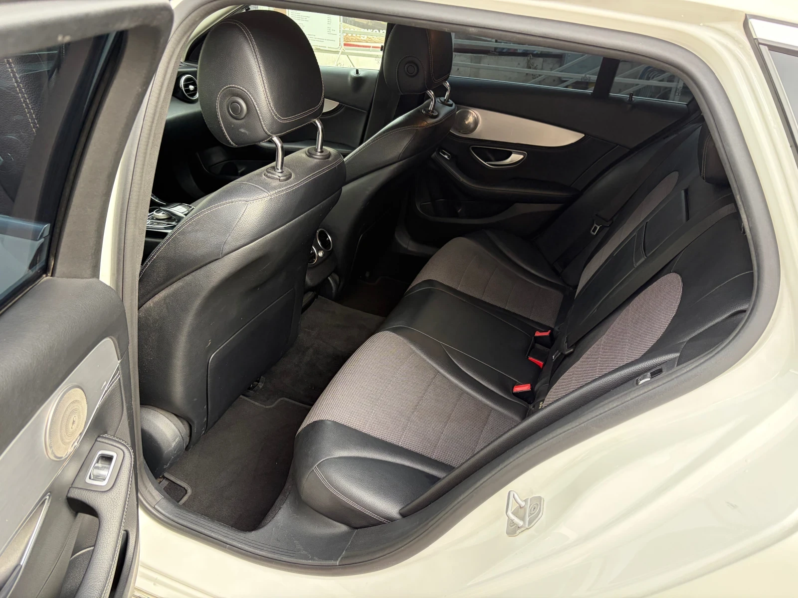 Mercedes-Benz C 220  - изображение 10