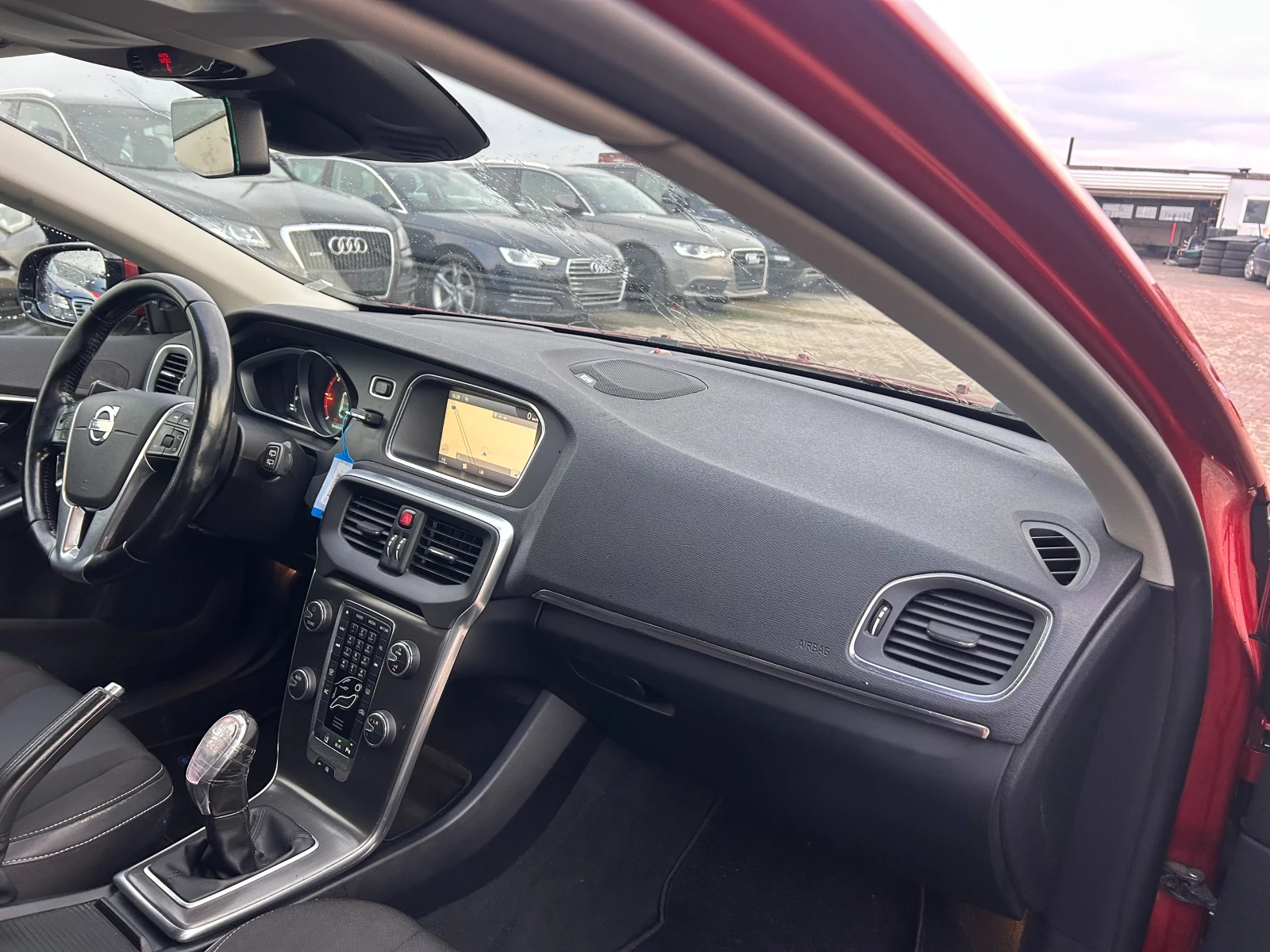 Volvo V40 1.6D KOJA/NAVI EURO 5 | Mobile.bg � ����������� 11