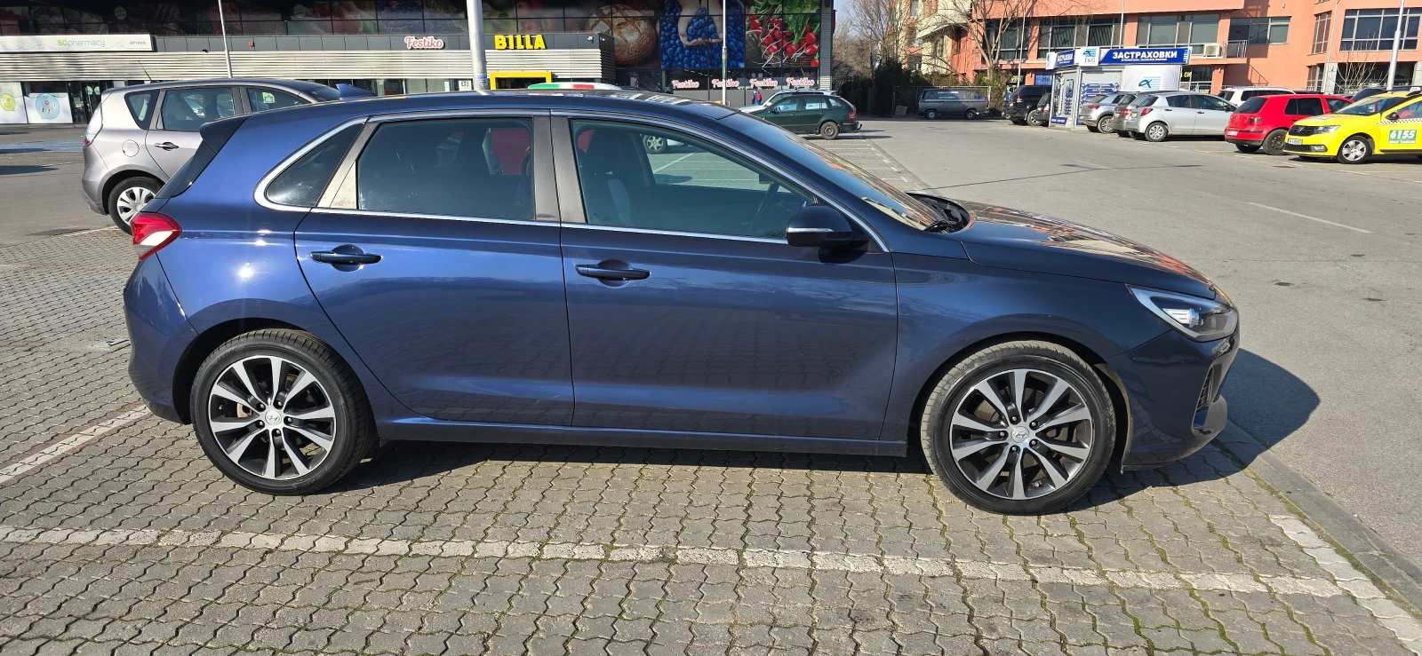 Hyundai I30 - НОВ ВНОС!! СЕРВИЗНА ИСТОРИЯ! РЕГИСТРИРАН!, снимка 4 - Автомобили и джипове - 53709729