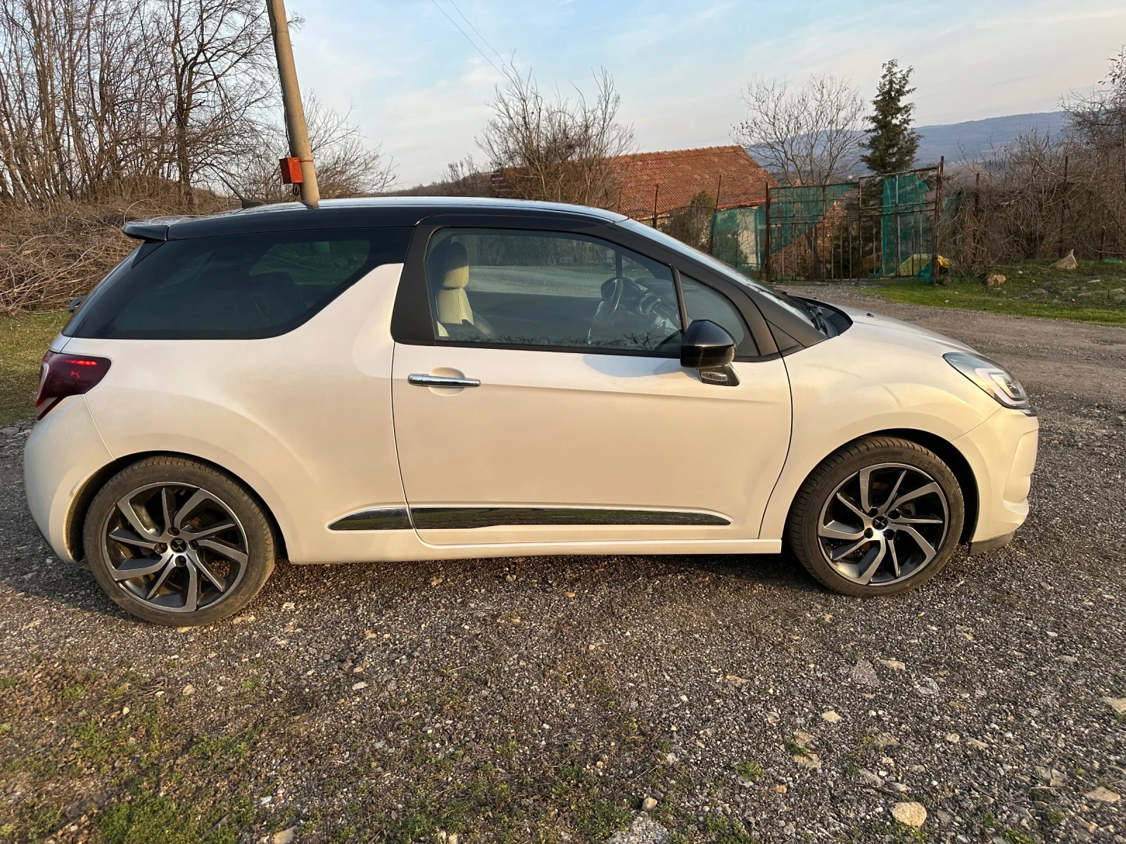 DS DS 3 1.6BHDi Sport Chic, снимка 5 - Автомобили и джипове - 53719150