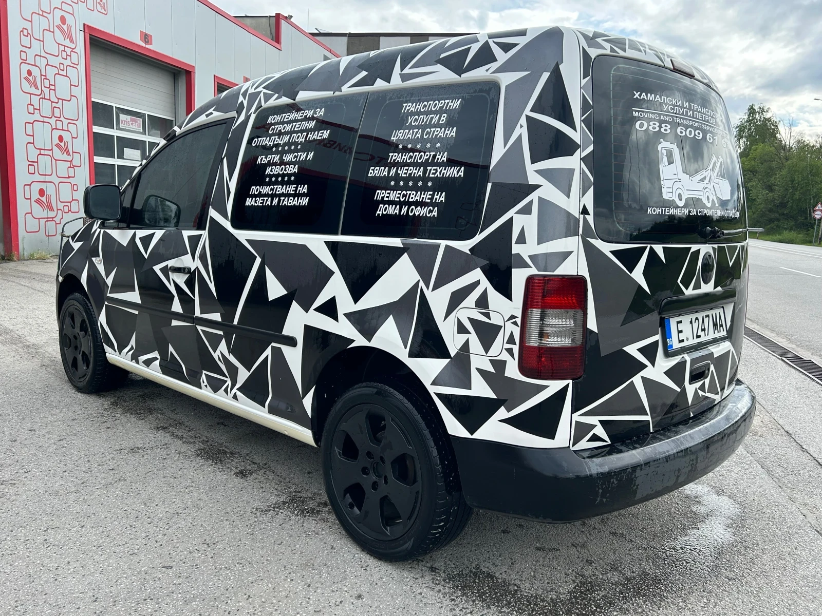 VW Caddy 1.9 TDI DSG, снимка 5 - Автомобили и джипове - 54403506