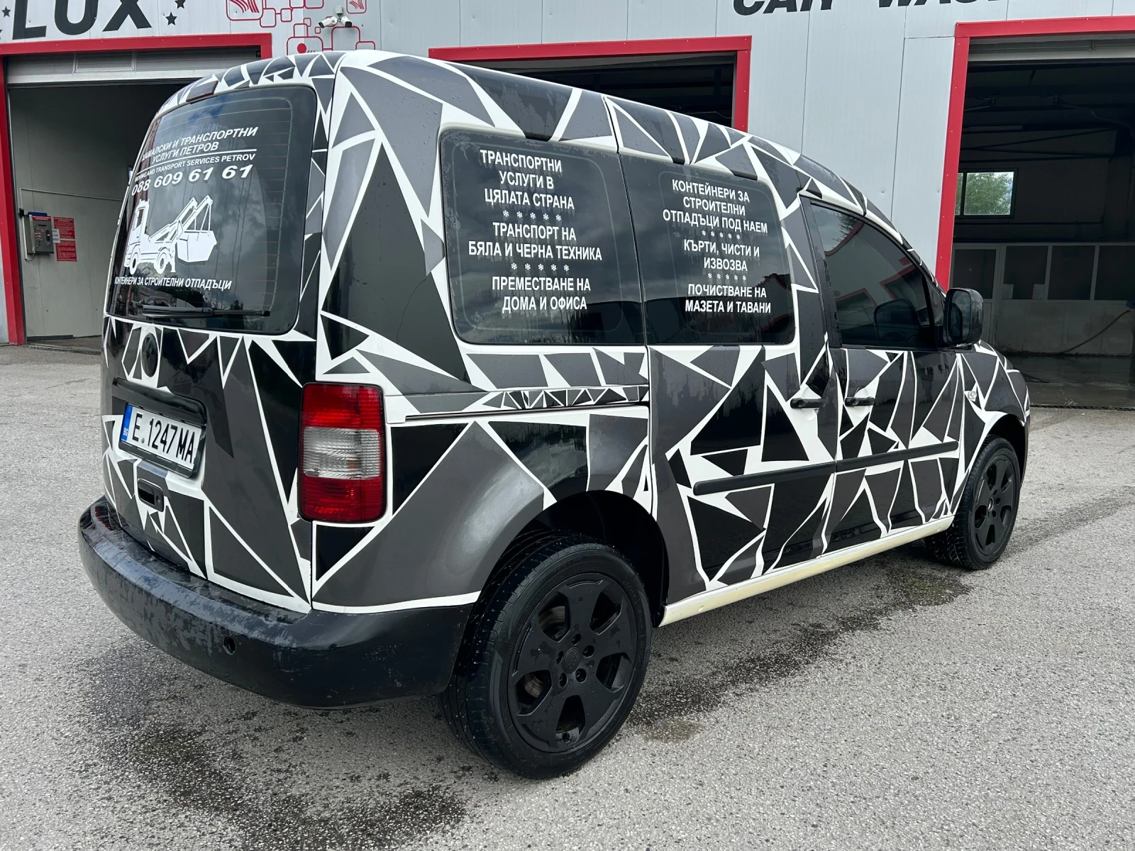 VW Caddy 1.9 TDI DSG, снимка 4 - Автомобили и джипове - 54403506