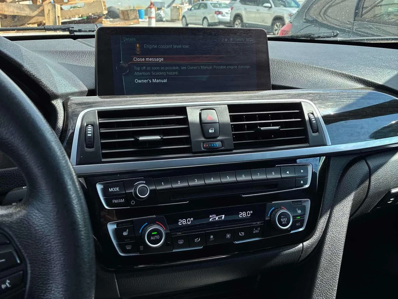 BMW 330 * xDrive * ГЛАВНО ПРЕДСТАВИТЕЛСТВО НА VOLKSWAGEN* , снимка 8 - Автомобили и джипове - 54225652