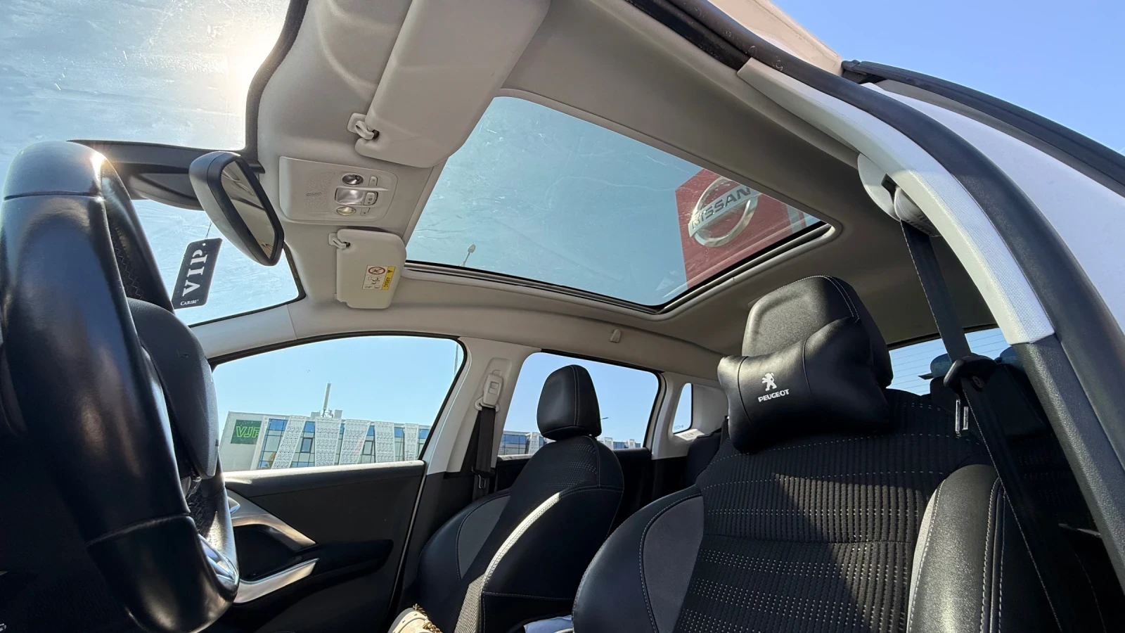 Peugeot 2008, снимка 8 - Автомобили и джипове - 54345858