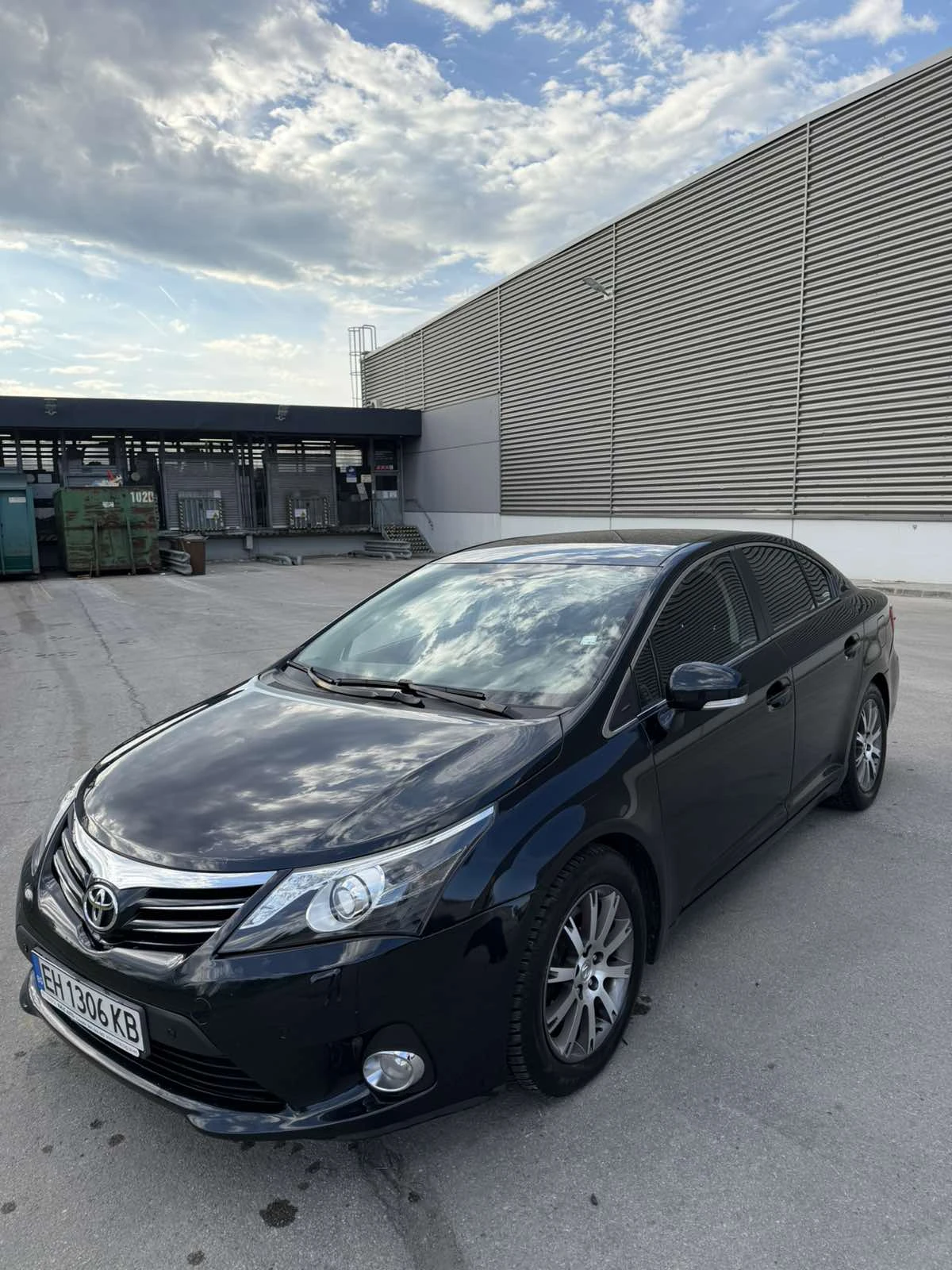 Toyota Avensis T27 D-CAT, снимка 3 - Автомобили и джипове - 54543616