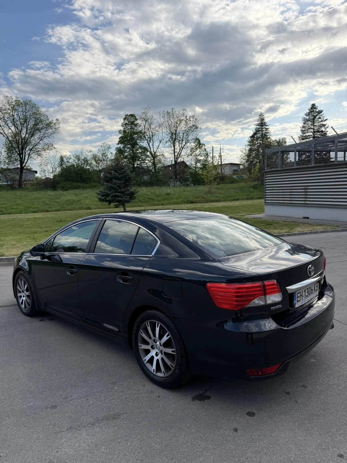 Toyota Avensis T27 D-CAT, снимка 4 - Автомобили и джипове - 54543616