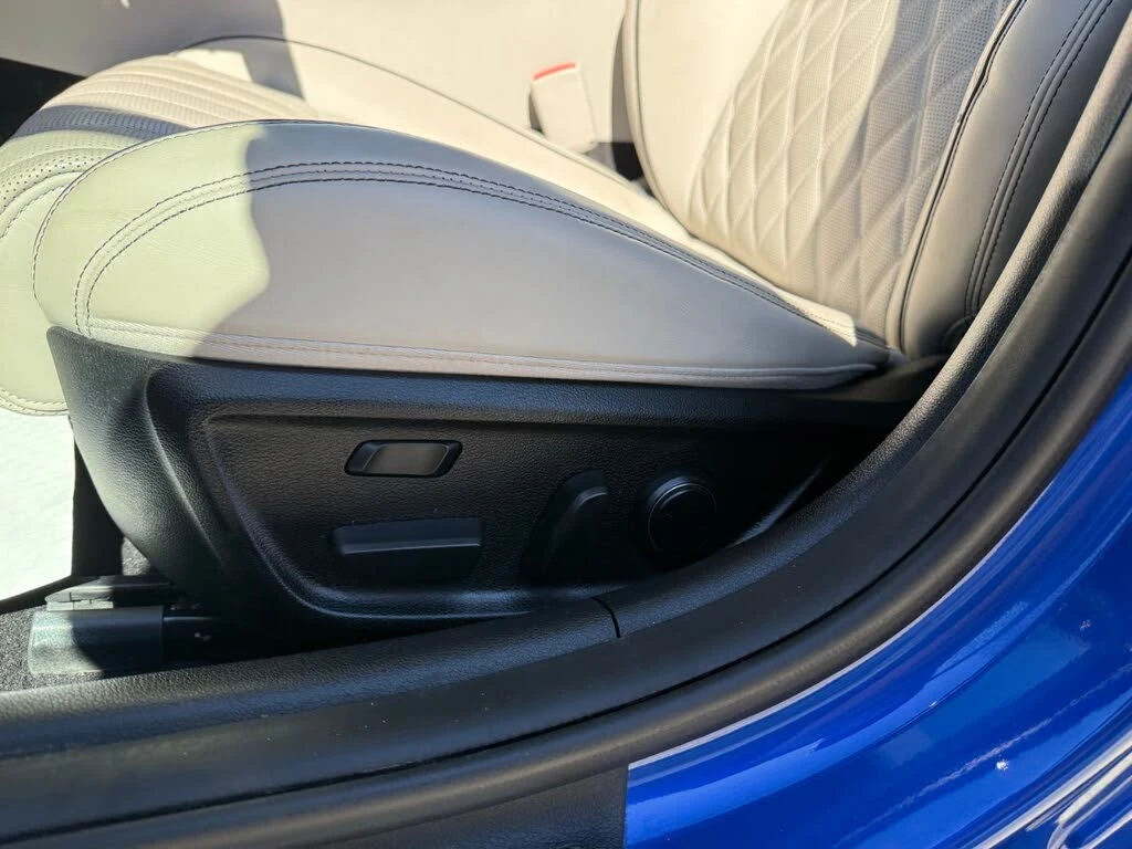 Genesis G70 2.0T Prestige AWD, снимка 8 - Автомобили и джипове - 54598141
