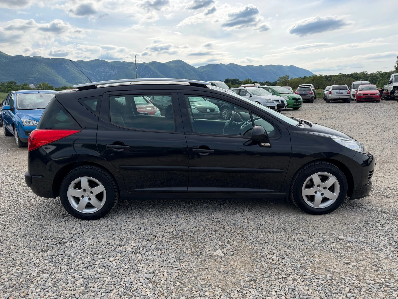 Peugeot 207 1.6HDI-90PS, снимка 4 - Автомобили и джипове - 54665329
