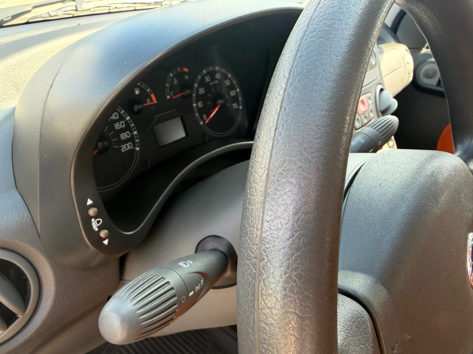 Fiat Panda 1.3i, Климатик, 88000 км, снимка 9 - Автомобили и джипове - 54830318