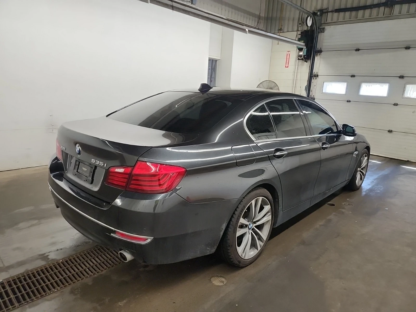 BMW 535 105 868KM!!!* ШИБИДАХ* 2КЛ* CARFAX, снимка 3 - Автомобили и джипове - 55079878