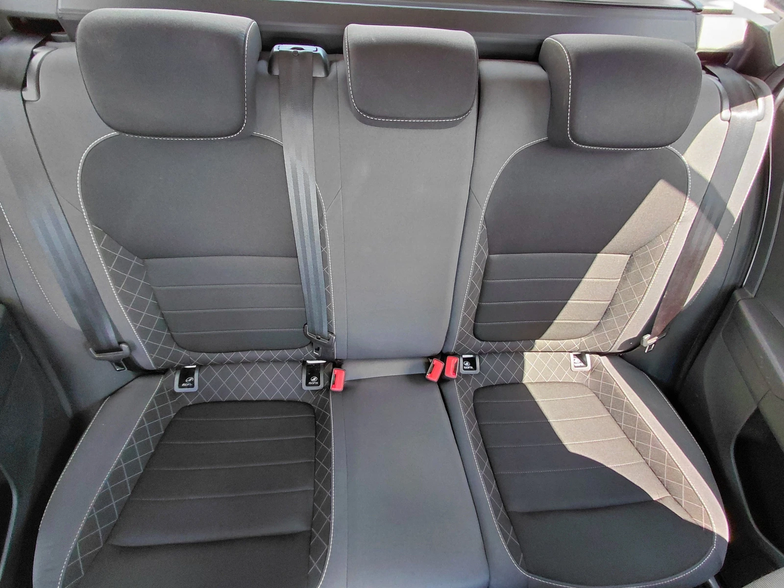 Skoda Fabia 1.0TSi/95k.c./Business / Automatic, снимка 16 - Автомобили и джипове - 55221247