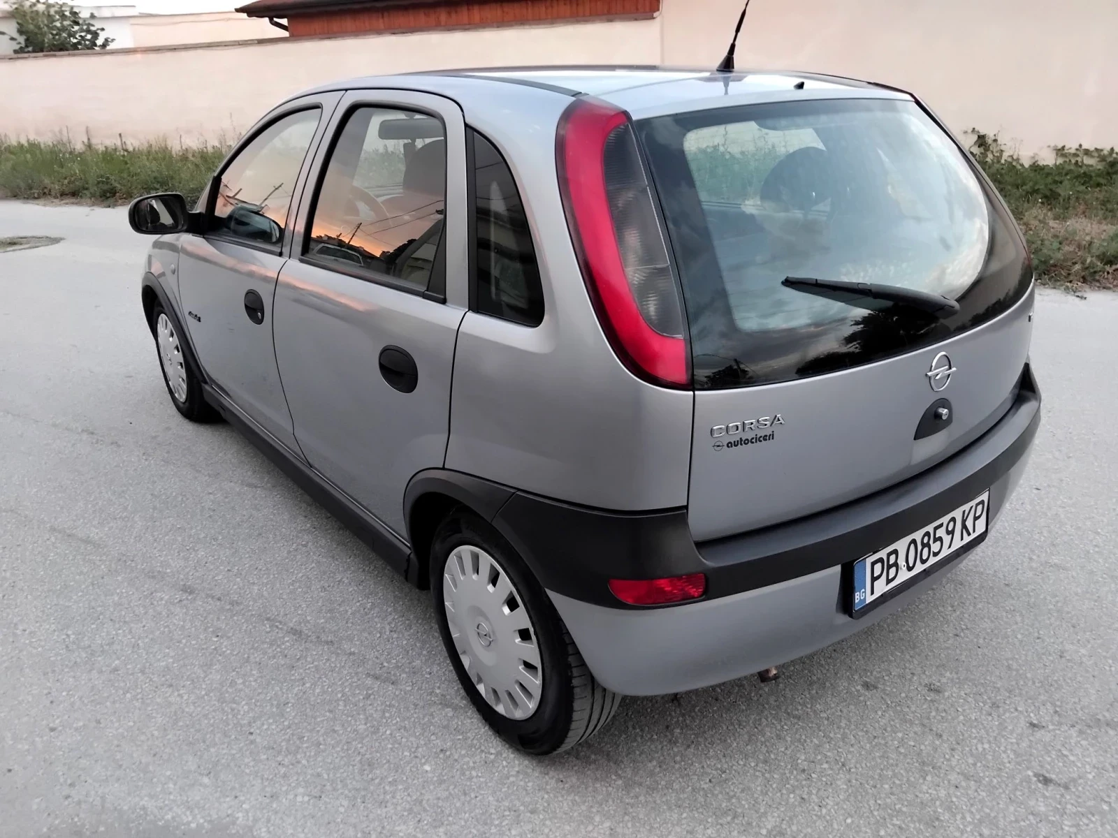 Opel Corsa 1.2i.75к+ КЛИМА ГАЗ ИНЖЕКЦИОН , снимка 2 - Автомобили и джипове - 55578923