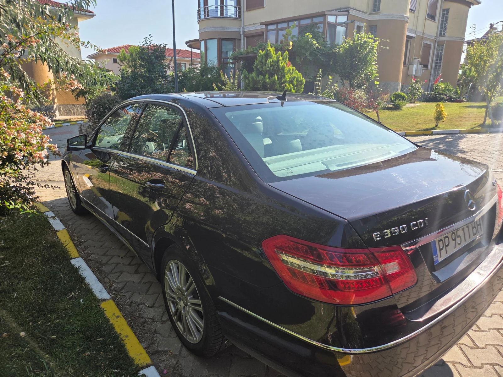 Mercedes-Benz E 350, снимка 5 - Автомобили и джипове - 55604508